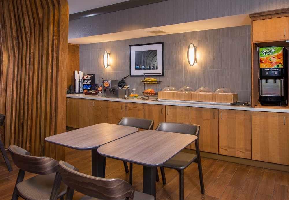 Springhill Suites Herndon Reston מראה חיצוני תמונה